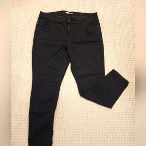 Size 18 Black Old Navy Supper Skinny Jeans